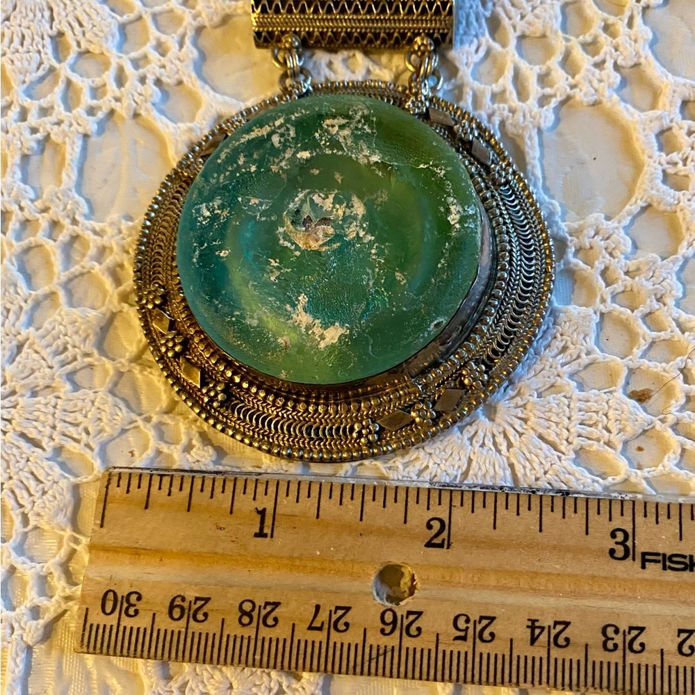 Roman Glass Jewelry Set - Picture 6 of 12
